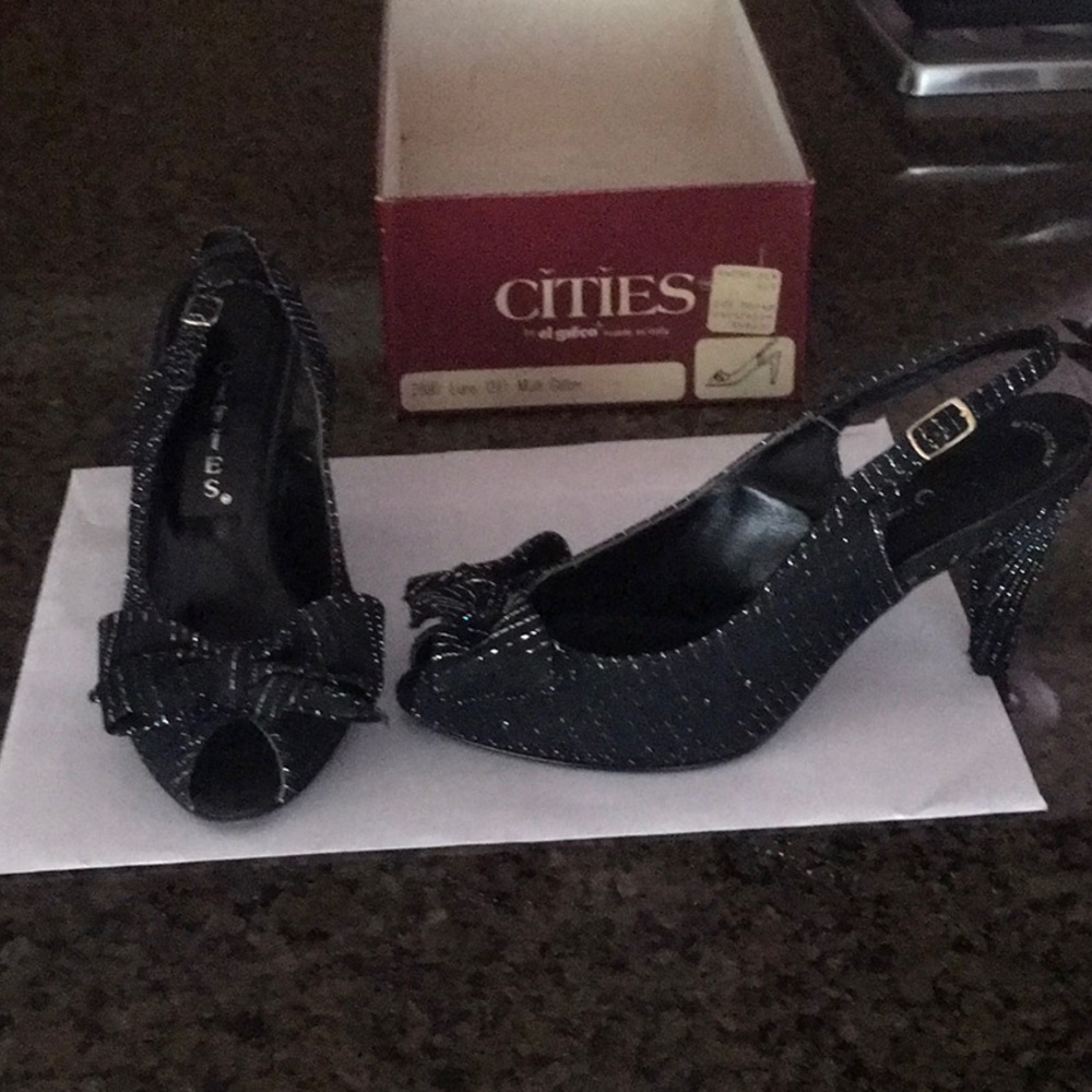 Ladies multi glitter evening shoes 61/2 medium